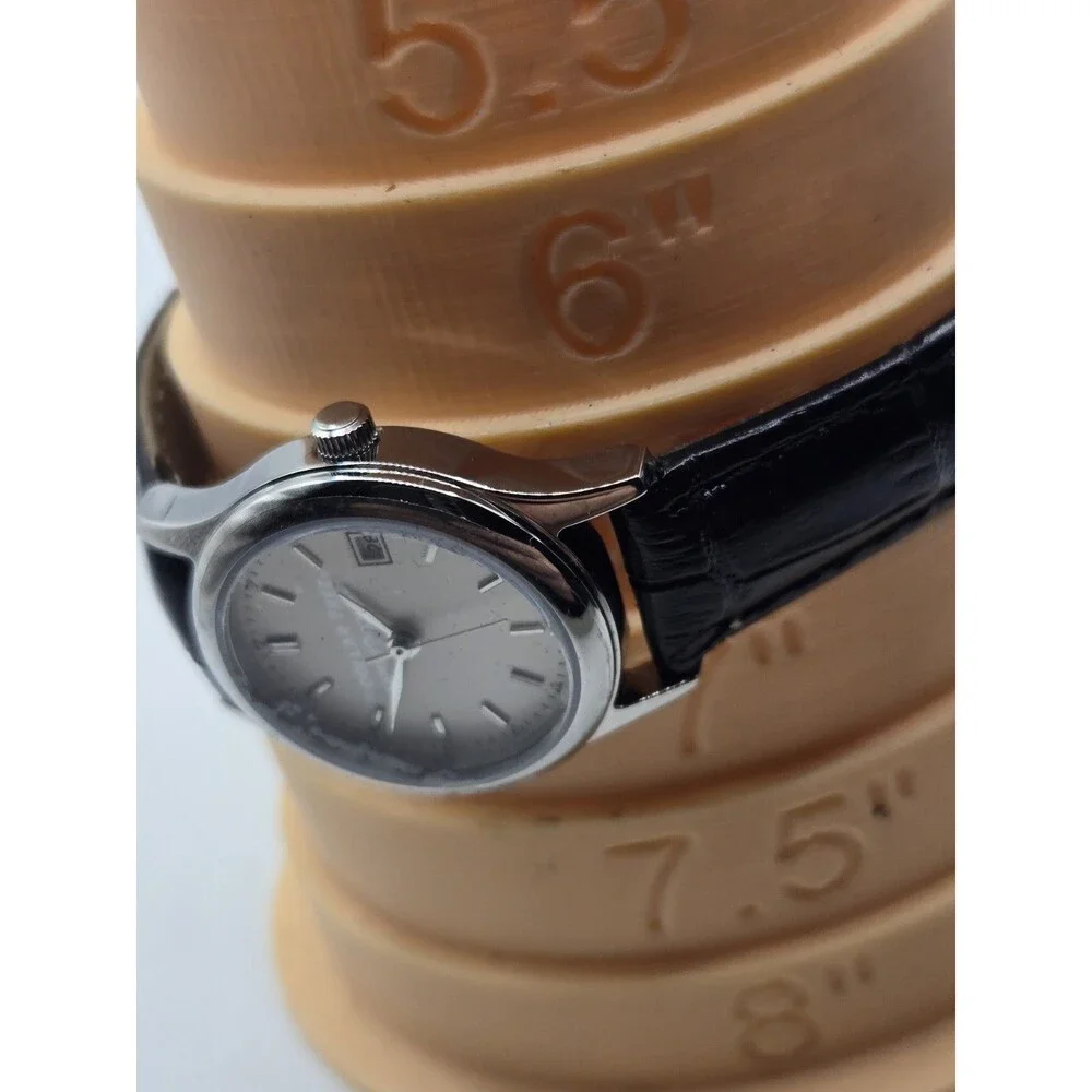 Dollar General / Family Dollar Ladies' Watch. NEW With BOX. New Battery